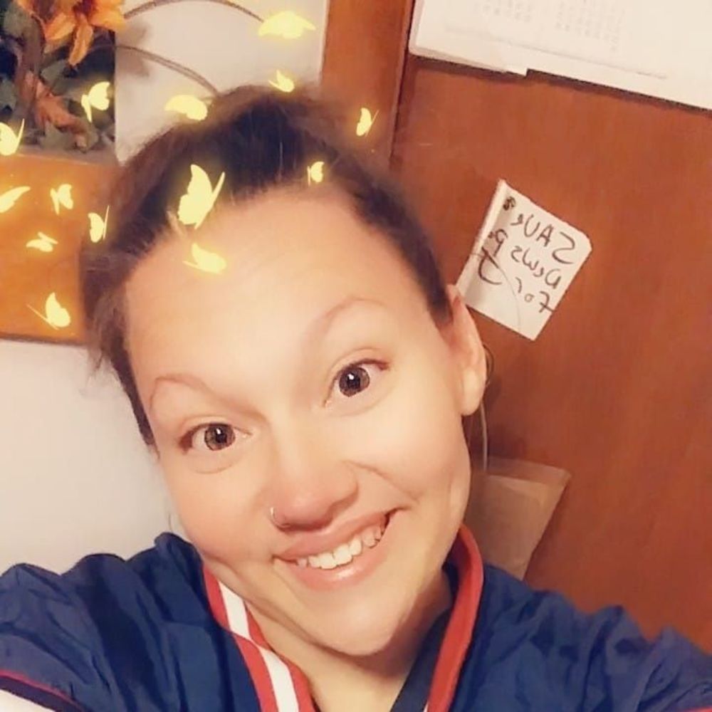 Meet your Posher, Danielle